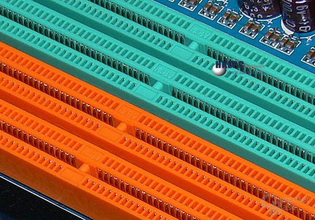 K8NF4X-AM2, DDR2-Slots