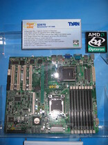 Tyan S3970 Sockel F-Mainboard