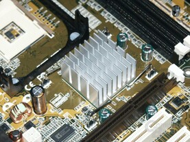 P4B266-E Chipsatz
