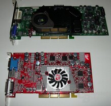 nV GFFX5900u Karte Größenvergleich vs. R9800p