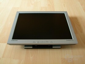 SyncMaster 172T - "gefaltet"