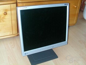 LG L1710B
