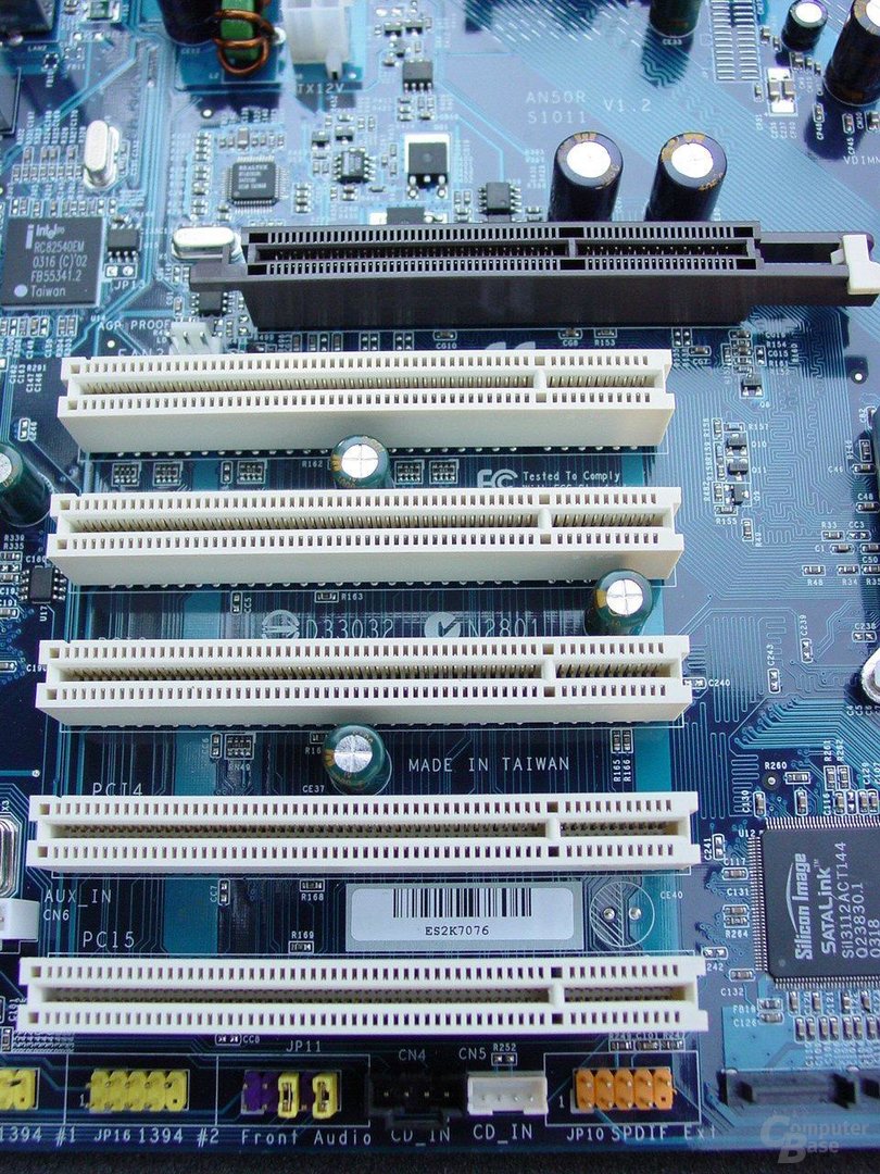 AGP-, PCI-Slots