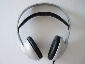 AKG K 101