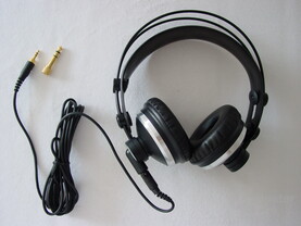 AKG K 171 Studio