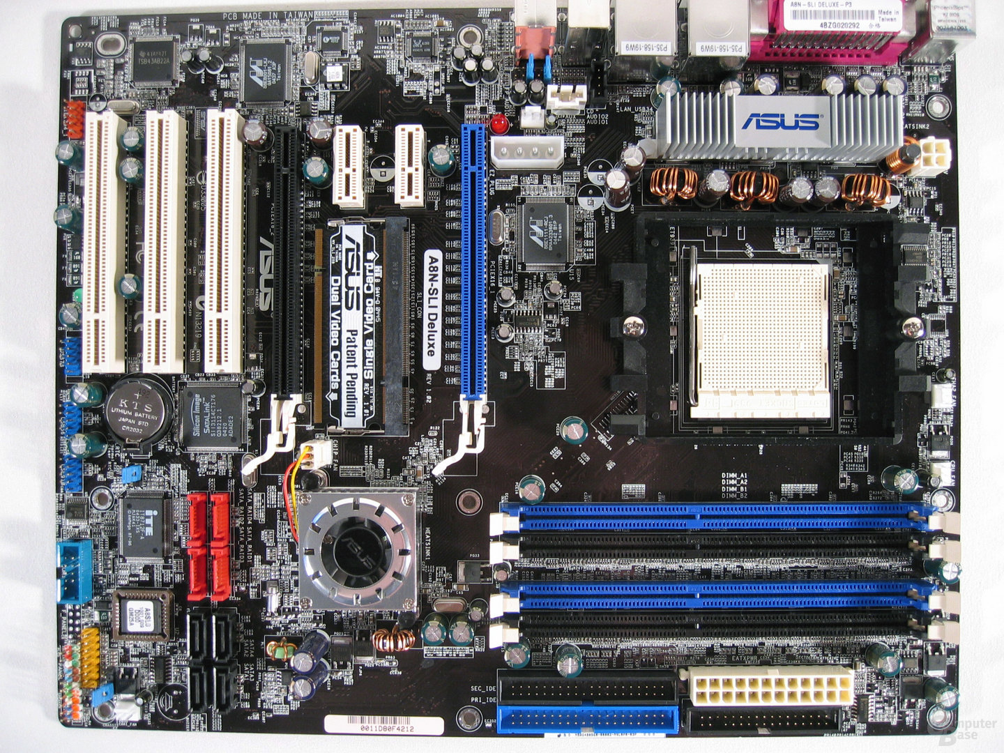 ASUS A8N-SLI Deluxe