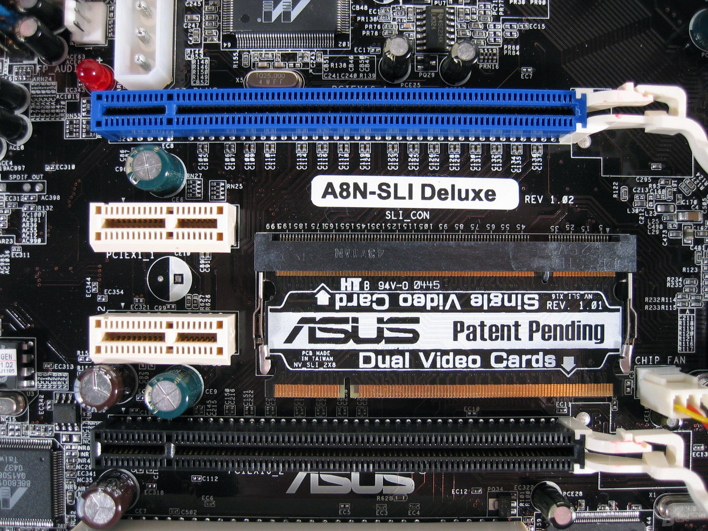 PCI E-Steckplätze