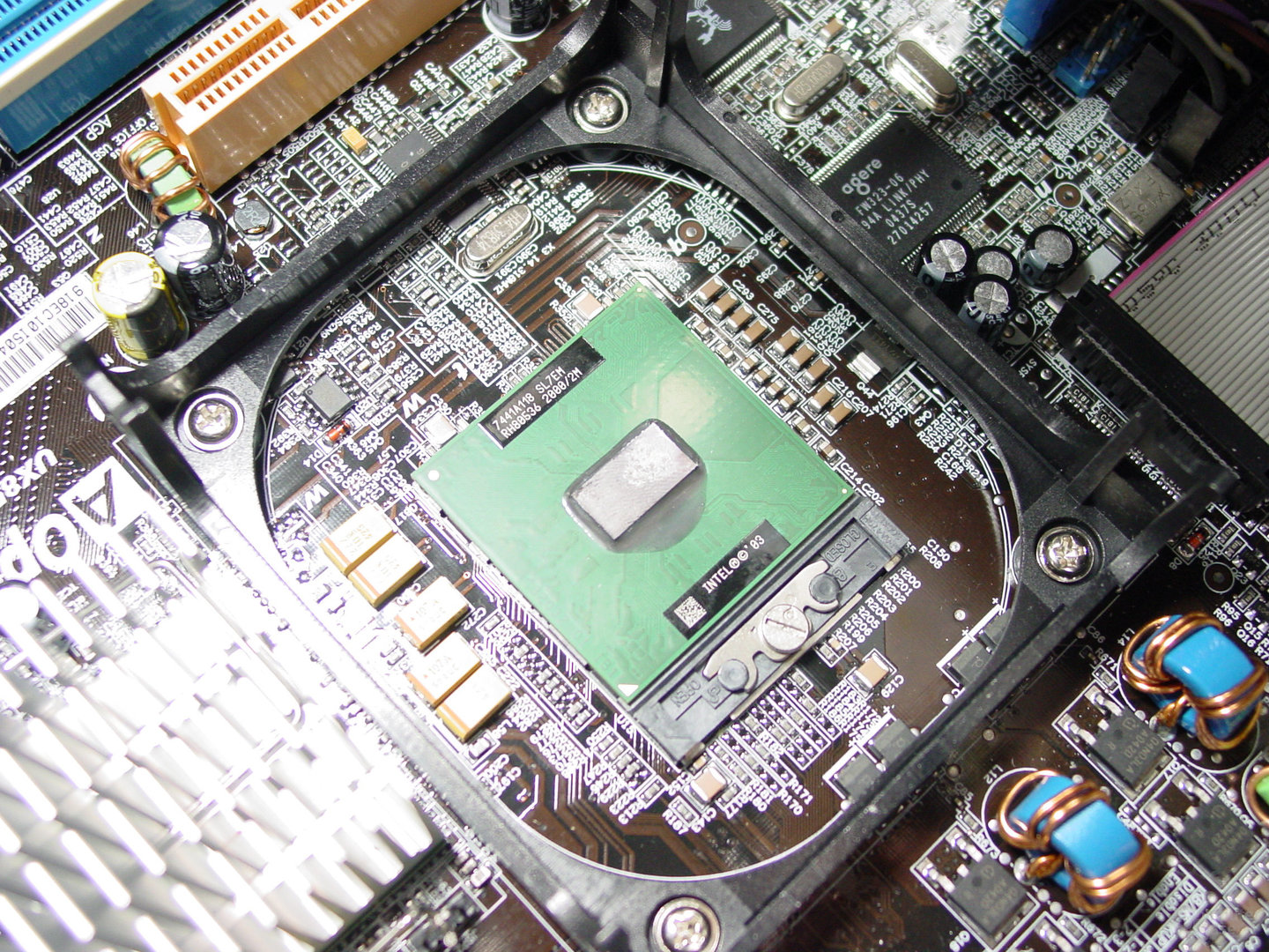 Sockel und CPU