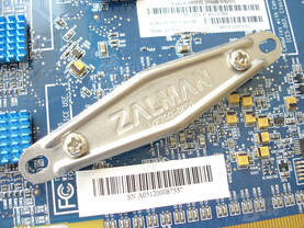 Arretierung des Zalman-Kühlers Arretierung des Zalman-Kühlers