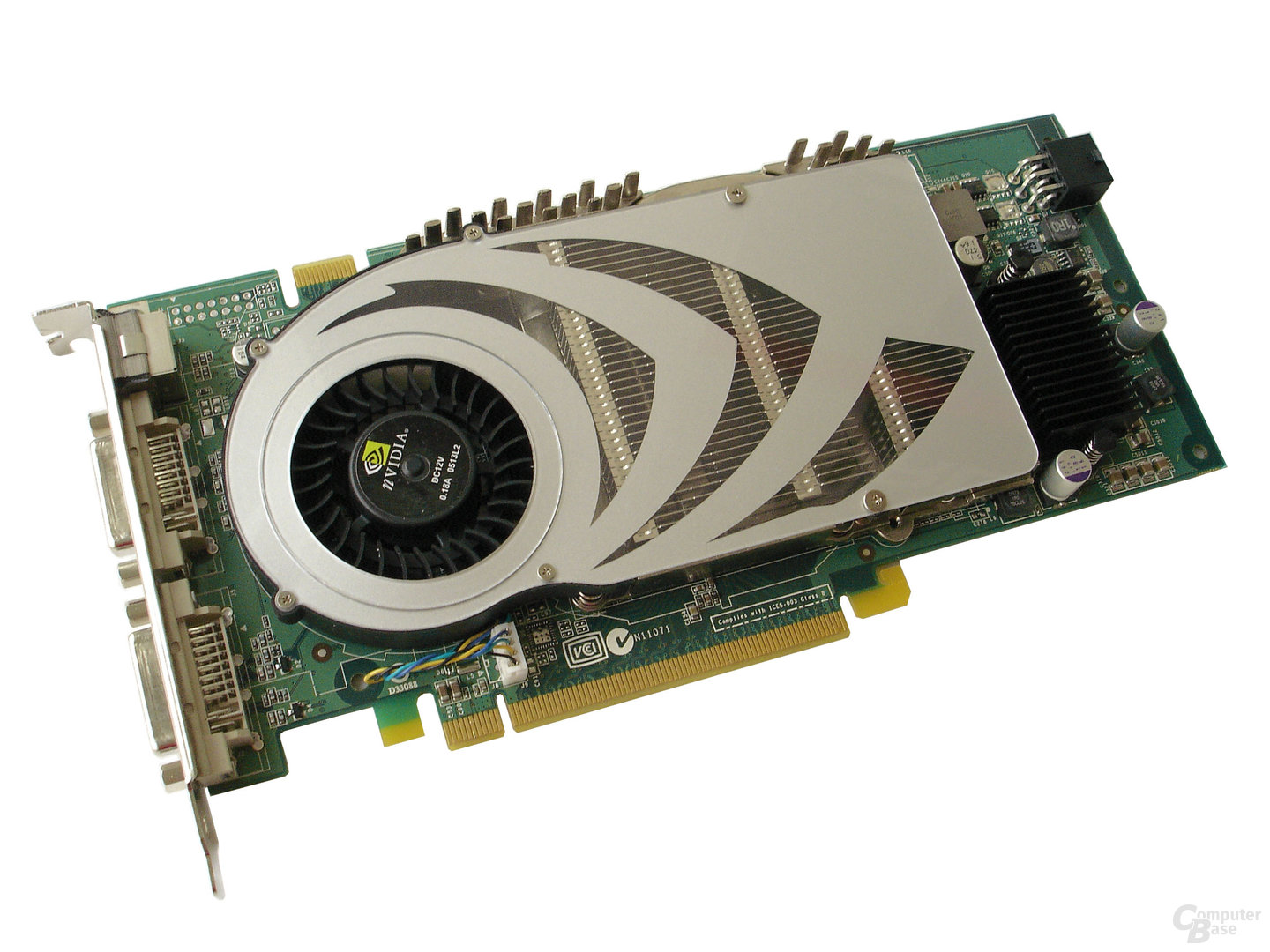 GeForce 7800 GTX