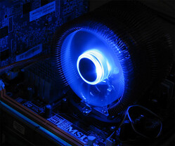 Zalman CNPS9500 LED bei Dunkelheit