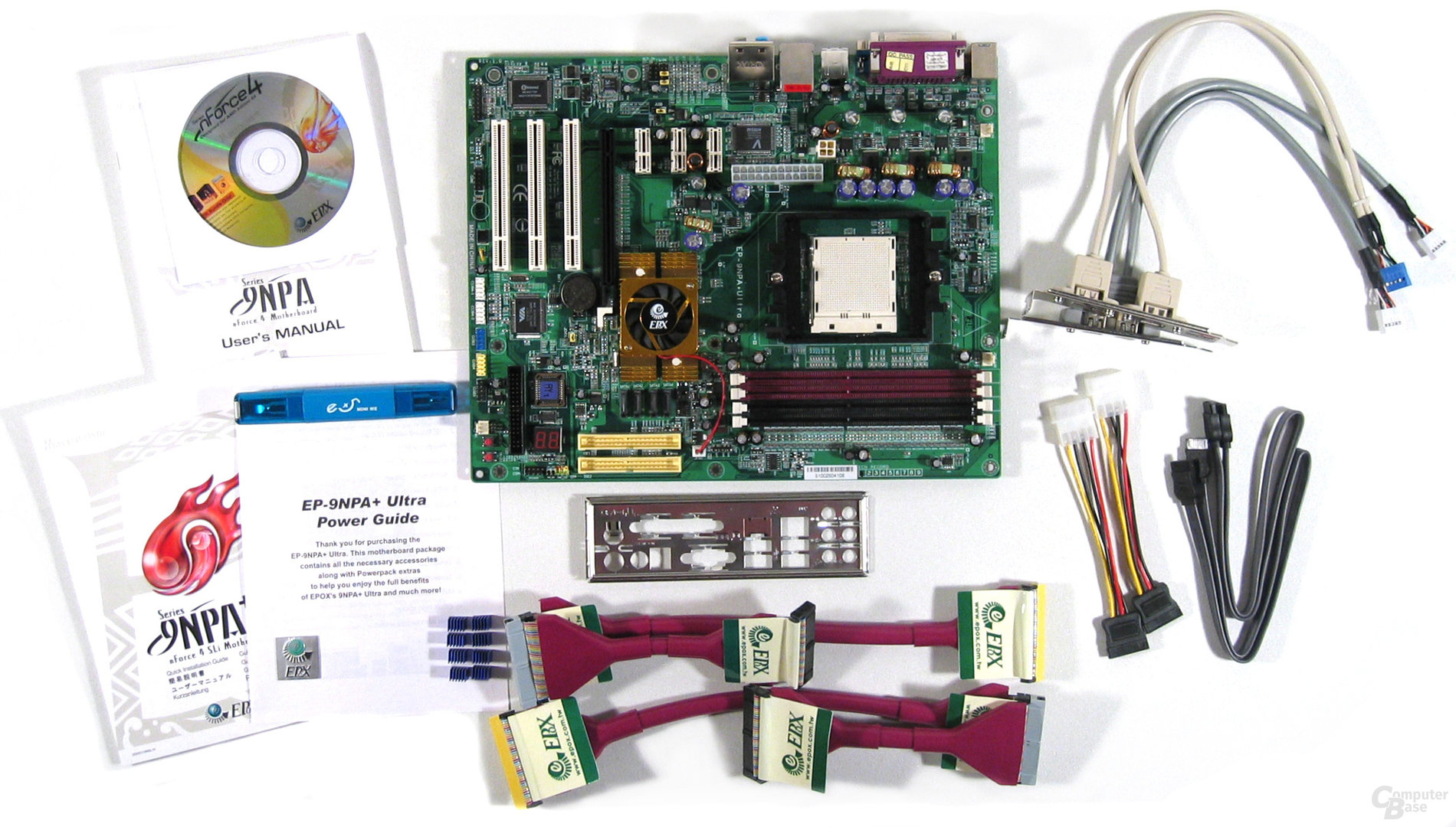 EPoX 9NPA+ Ultra Lieferumfang