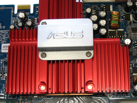 Asus-Schriftzug
