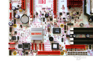 ATi CrossFire Xpress 3200 mit SB600 Referenzboard für Sockel AM2