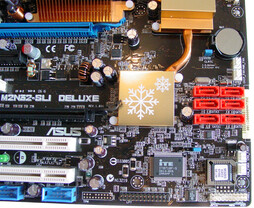 Asus M2N32-SLI Deluxe Wireless Edition