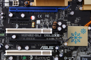 Asus M2N32-SLI Deluxe