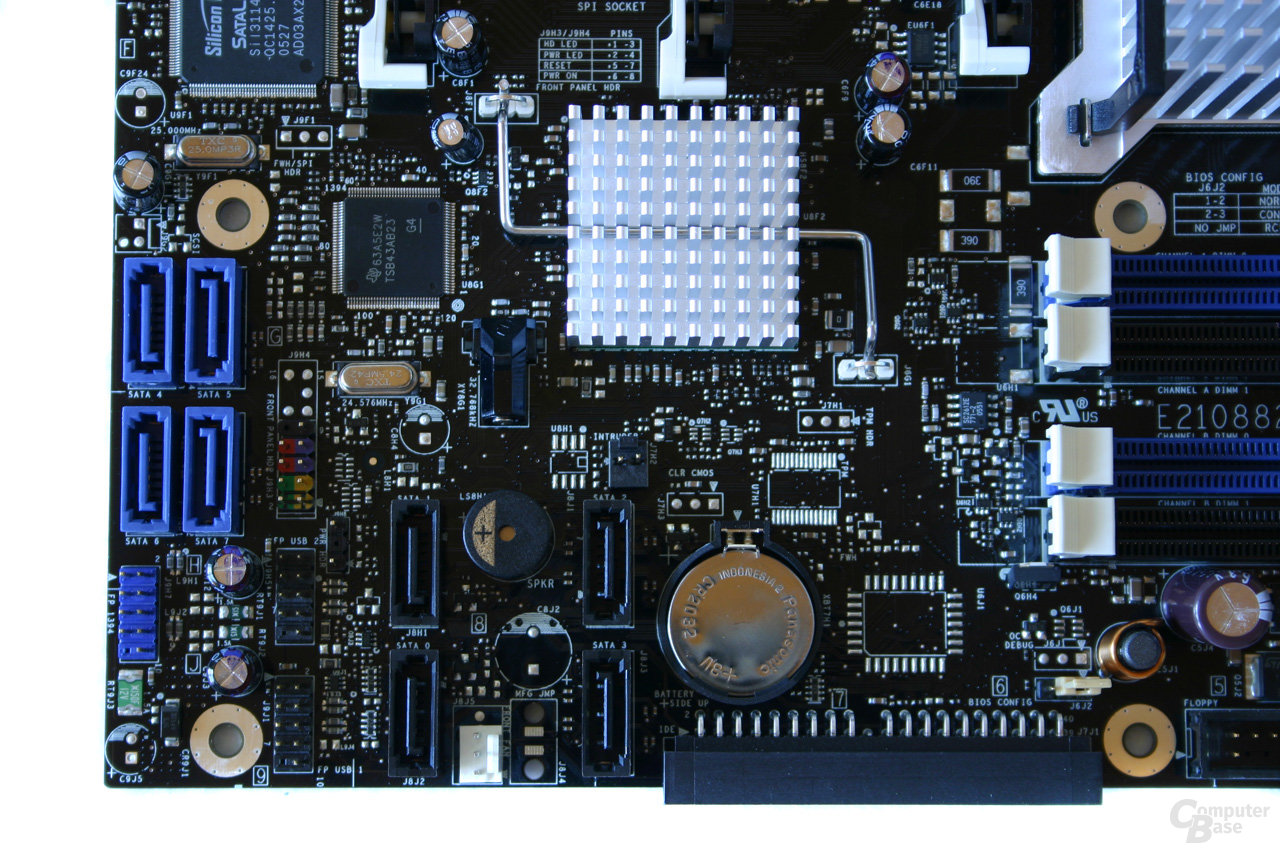 Intel D975XBX Rev. 304 (Bad Axe)