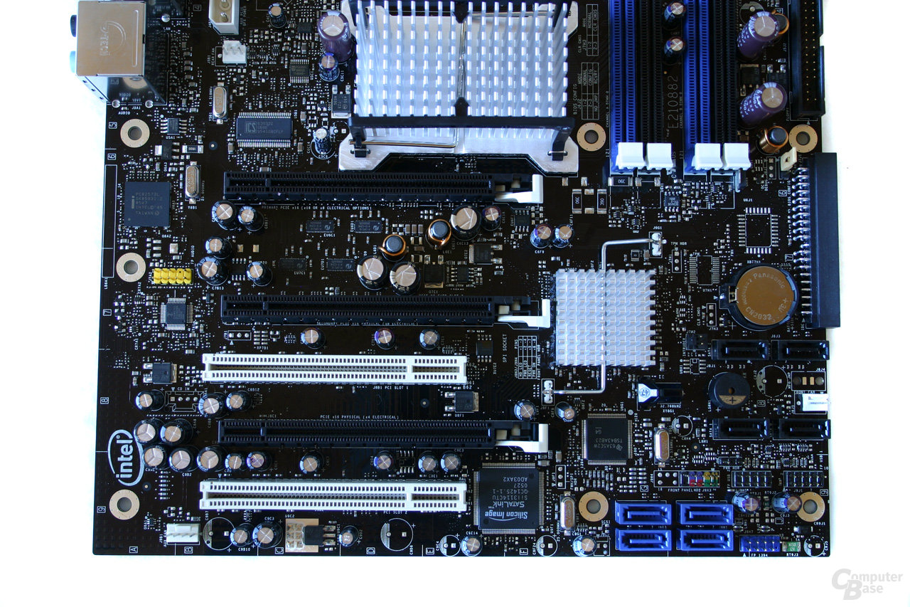 Intel D975XBX Rev. 304 (Bad Axe)