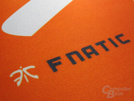 Testuntergrund: Everglide Titan Stoffpad