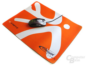 Testuntergrund: Everglide Titan Stoffpad