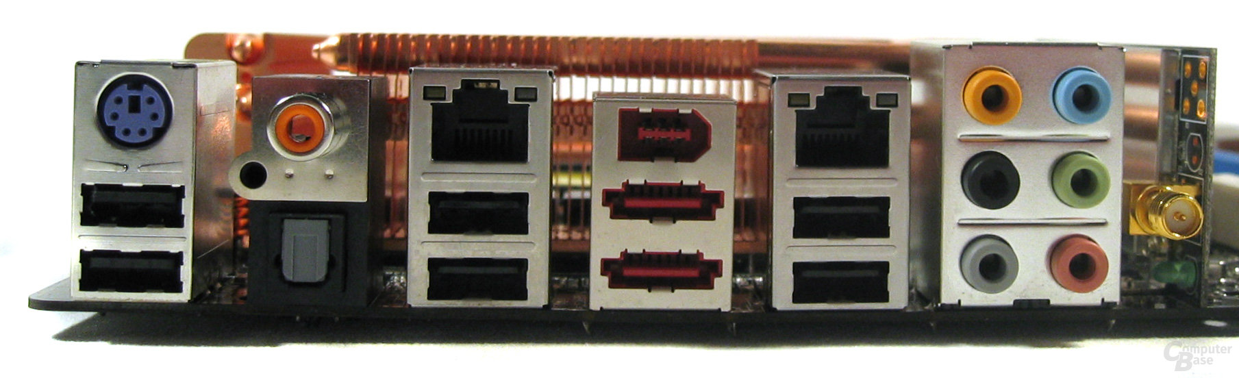 Asus P5K3 Deluxe – ATX-Blende