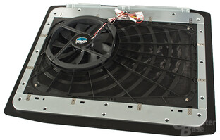 Cooler Master Cosmos S – Seitenwand