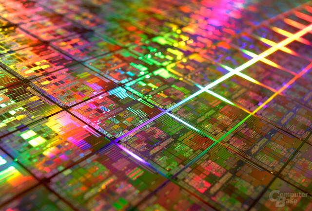 AMD-Präsentation des 45-nm-Prozessors