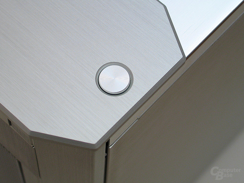 Oben platzierter Powerbutton