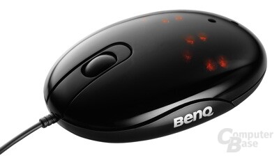 BenQ MD300 mit leuchtenden LEDs