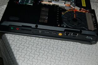 DIY Gaming Notebook mit 15,4-Zoll-Display