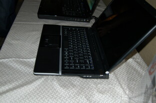 DIY Gaming Notebook mit 15,4-Zoll-Display