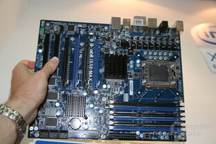 Nehalem-Mainboard