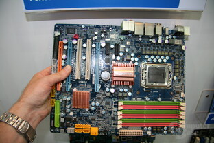 Nehalem-Mainboard