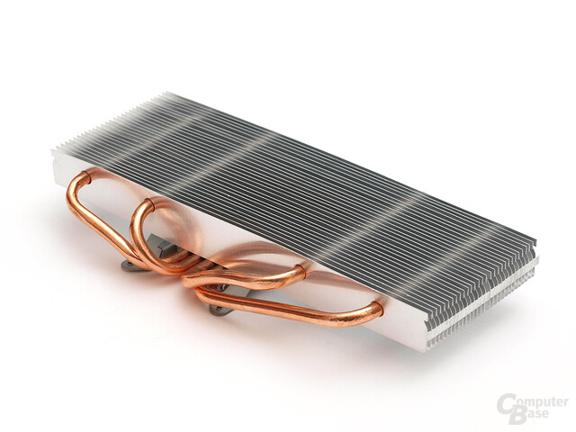 Kompakter Hybrid-Kühlkörper mit Vierfach-Heatpipe Kompakter Hybrid-Kühlkörper mit Vierfach-Heatpipe