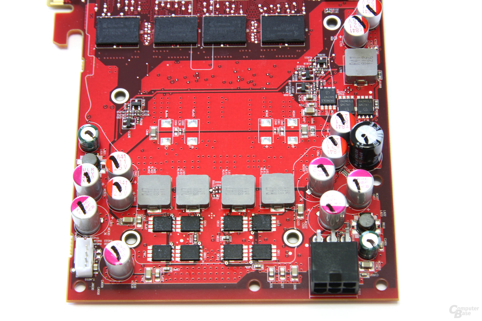 Radeon HD 4830 Spannungswandler