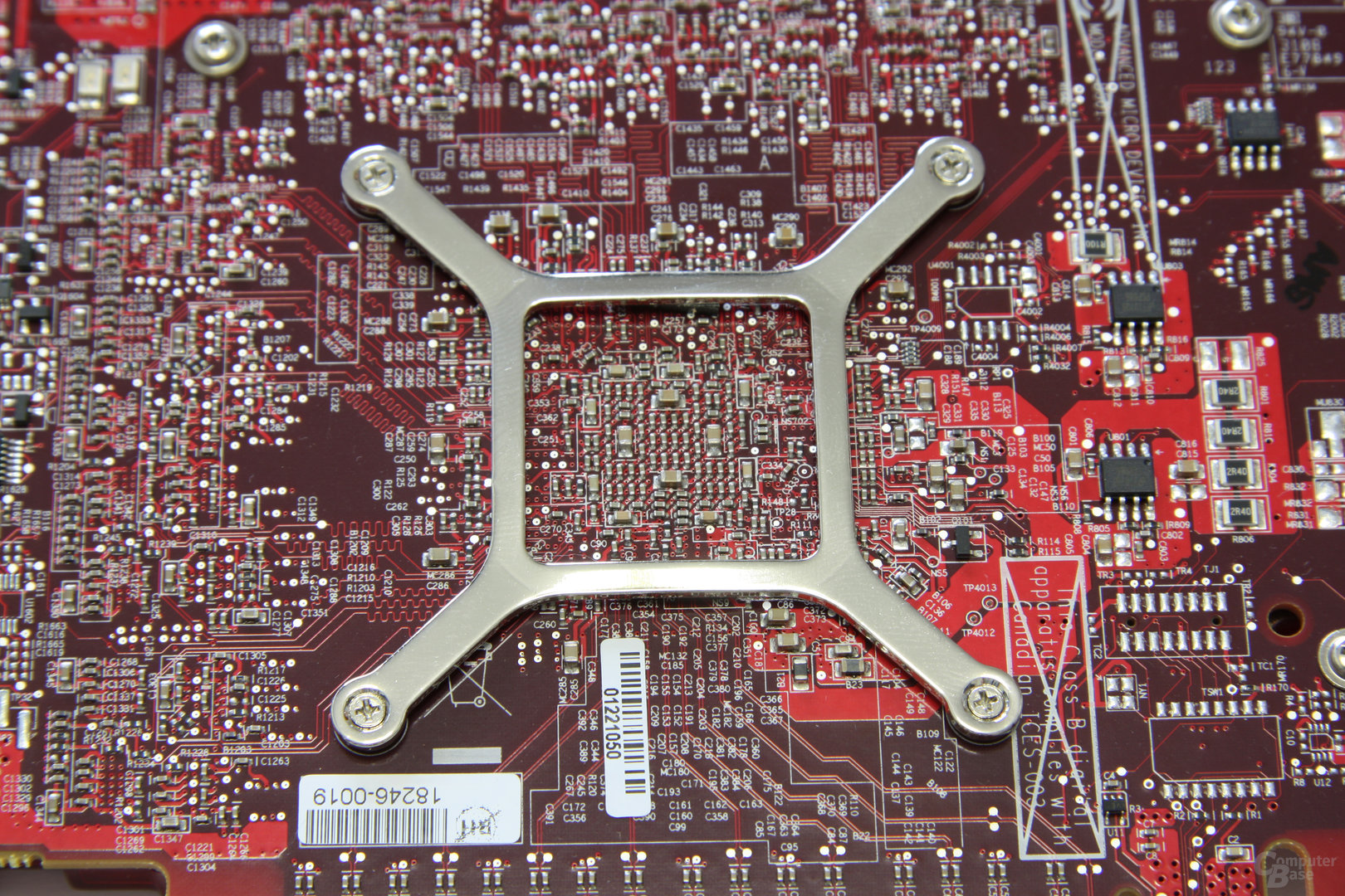 Radeon HD 4830 GPU-Rückseite