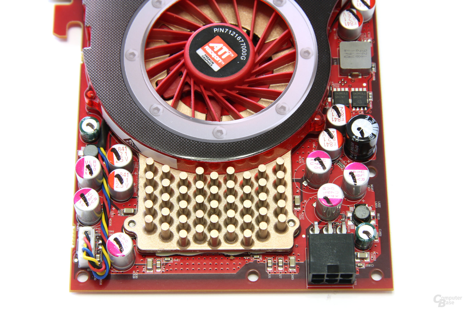 Radeon HD 4830 Kühler