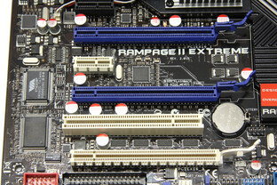 Rampage 2 Extreme PCIe-Slots