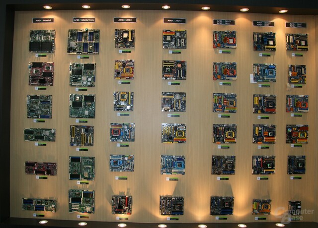 Mainboard-Wand von AMD auf der Computex 2009