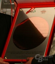 Wafer mit 40-nm-Chips für DirectX-11-Grafikkarten