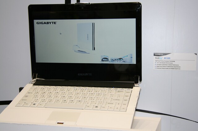 Gigabyte Booktop M1305