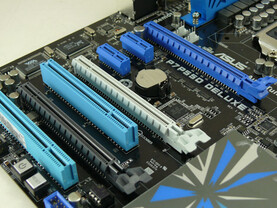 Asus P7P55D Deluxe