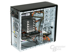 Cooler Master Elite 310 – Innenraum vorn