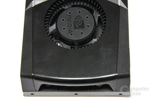 GeForce GTX 480 von oben GeForce GTX 480 von oben