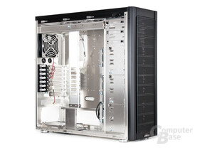 Lian Li PC-A77F – Innenraum Lian Li PC-A77F – Innenraum