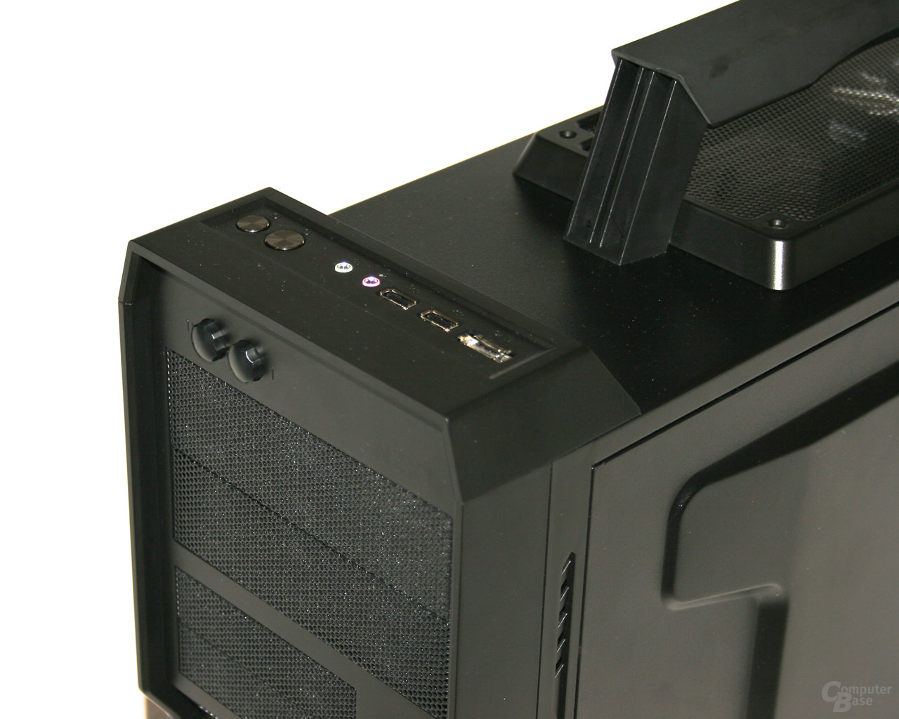 NZXT Vulcan – Port-Kit