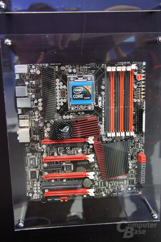 Asus-Mainboards auf der Computex