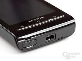 Xperia X10 mini von unten, schräg Xperia X10 mini von unten, schräg