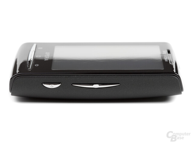 Xperia X10 mini von rechts
