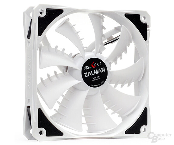 Zalman ZM-SF3 mit „Shark Fin Blades“
